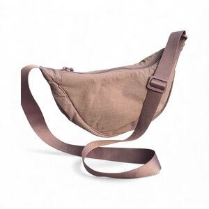 NWOT Uniqlo Stylish Mauve Crossbody Pouch